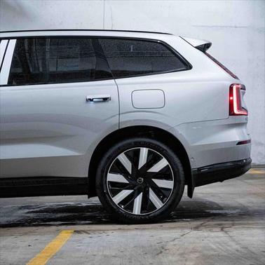 2025 Volvo EX90 Twin Motor Ultra