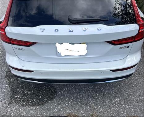 2024 Volvo V60 Cross Country B5 Plus