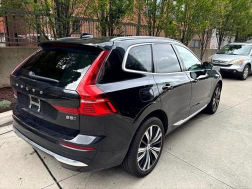2022 Volvo XC60 B5 Inscription