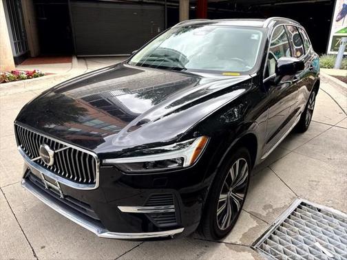 2022 Volvo XC60 B5 Inscription