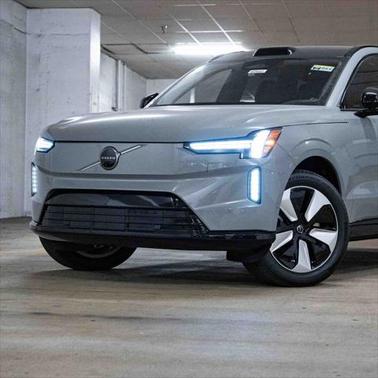2025 Volvo EX90 Twin Motor Plus