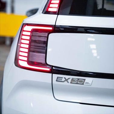 2025 Volvo EX30 Twin Motor Plus