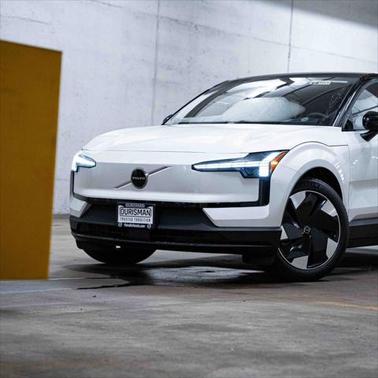 2025 Volvo EX30 Twin Motor Plus