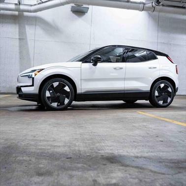 2025 Volvo EX30 Twin Motor Plus