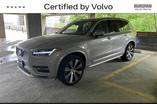 Silver Dawn 2023 Volvo XC90 Plus