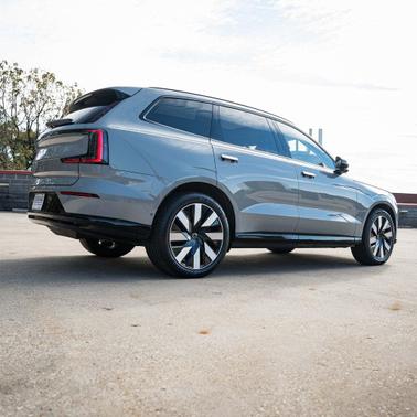 2025 Volvo EX90 Twin Motor Ultra
