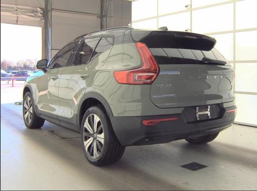 2023 Volvo XC40 Recharge Pure Electric Twin Plus