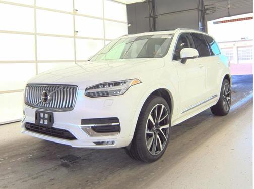 2024 Volvo XC90 B6 Ultimate Bright Theme 6-Seater