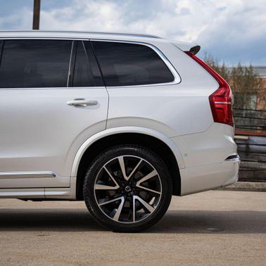 Crystal White 2024 Volvo XC90 B6 Ultimate Bright Theme 6-Seater