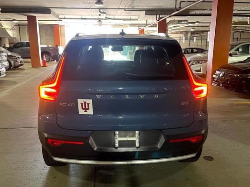 Blue Metallic 2023 Volvo XC40 B5 Ultimate Bright Theme