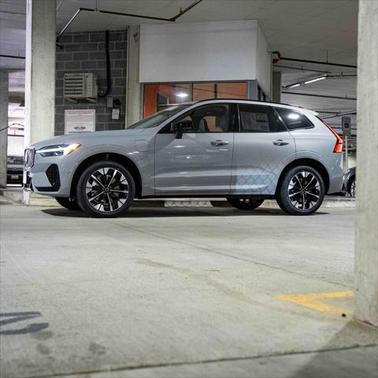 2026 Volvo XC60 Plug-In Hybrid T8 Plus