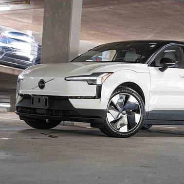 Crystal White 2025 Volvo EX30 Ultra