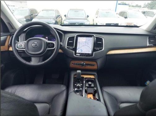 2023 Volvo XC90 B6 Plus 6-Seater
