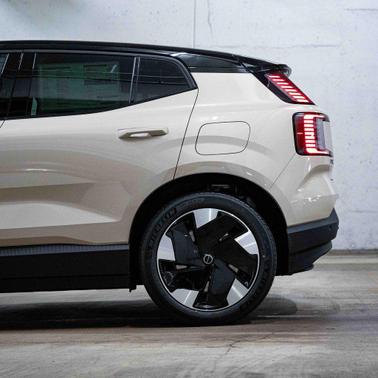 2026 Volvo EX30 Plus Twin Motor Performance, Fully electric