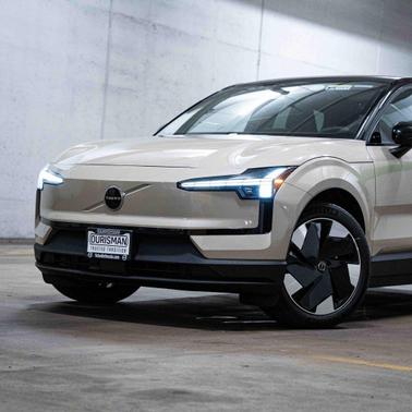 2026 Volvo EX30 Plus Twin Motor Performance, Fully electric