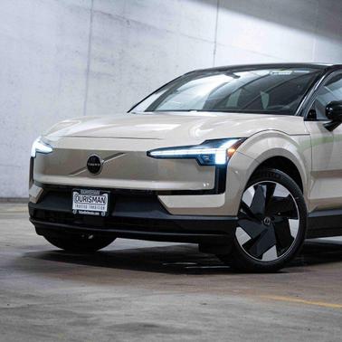 2026 Volvo EX30 Plus Twin Motor Performance, Fully electric