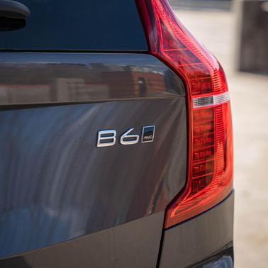 2024 Volvo XC90 B6 Plus Bright Theme 6-Seater