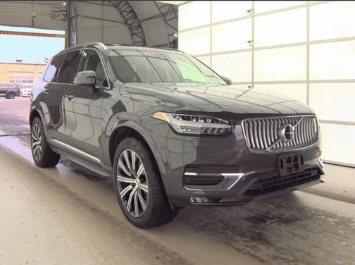 2024 Volvo XC90 B6 Plus Bright Theme 6-Seater