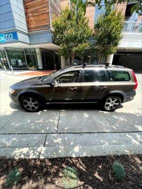 2015 Volvo XC70 T6