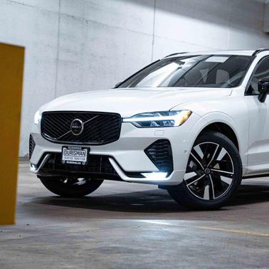 2026 Volvo XC60 B5 Plus