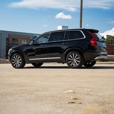 2022 Volvo XC90 T6 Inscription