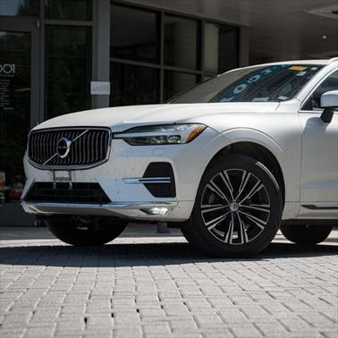 2022 Volvo XC60 B5 Inscription