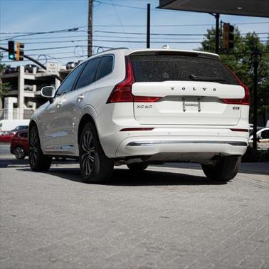 2022 Volvo XC60 B5 Inscription
