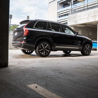 2025 Volvo XC90 Plug-In Hybrid T8 Core 7-Seater