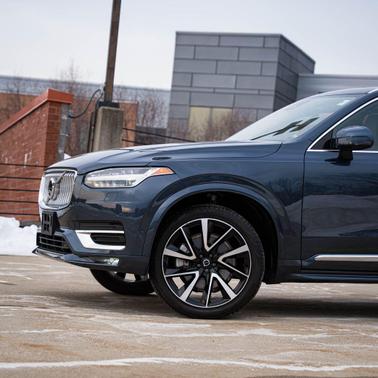 2024 Volvo XC90 B5 Plus Bright Theme