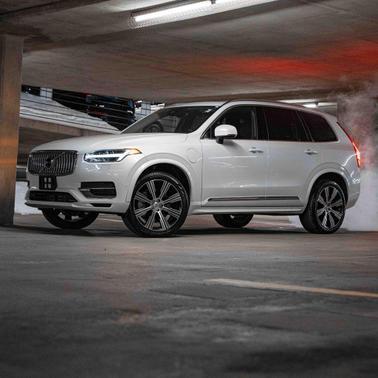 2025 Volvo XC90 Plug-In Hybrid T8 Plus 7-Seater