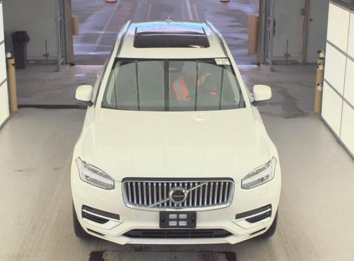 2025 Volvo XC90 Plug-In Hybrid T8 Plus 7-Seater