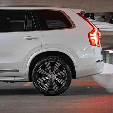 2025 Volvo XC90 Plug-In Hybrid T8 Plus 7-Seater