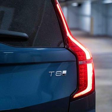 2025 Volvo XC90 Plug-In Hybrid T8 Plus 7-Seater