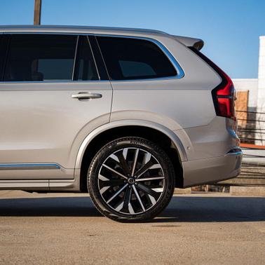 2025 Volvo XC90 B6 Plus 7-Seater
