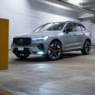 2026 Volvo XC60 B5 Ultra