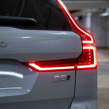 2026 Volvo XC60 B5 Ultra