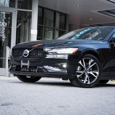 Black 2025 Volvo S60 B5 Core