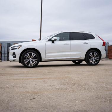 2022 Volvo XC60 B5 Inscription