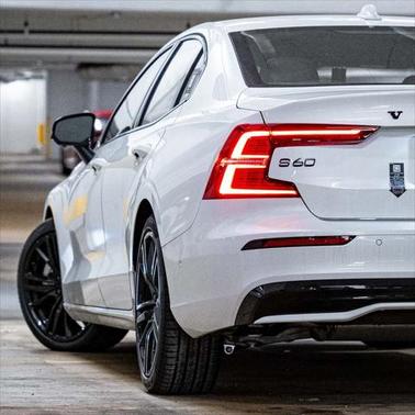 2024 Volvo S60 B5 Plus Black Edition