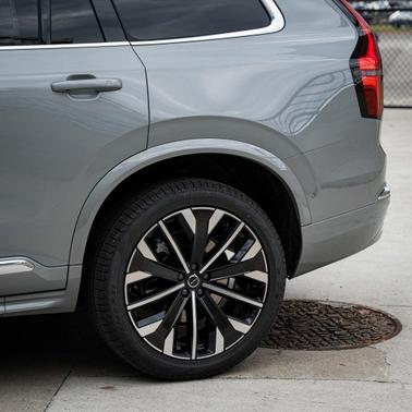 2026 Volvo XC90 Plus, B6 AWD Gas (mild hybrid), Gasoline, Bright, 7 Seats