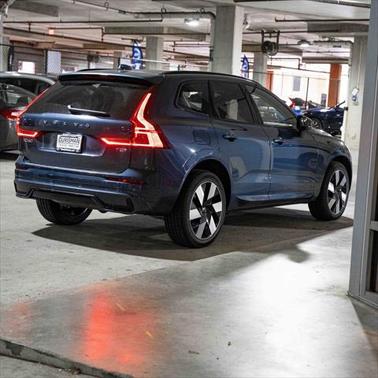 2025 Volvo XC60 Plug-In Hybrid T8 Plus
