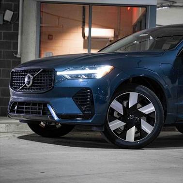 2025 Volvo XC60 Plug-In Hybrid T8 Plus