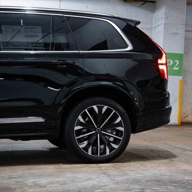 2025 Volvo XC90 Plug-In Hybrid T8 Ultra 6-Seater