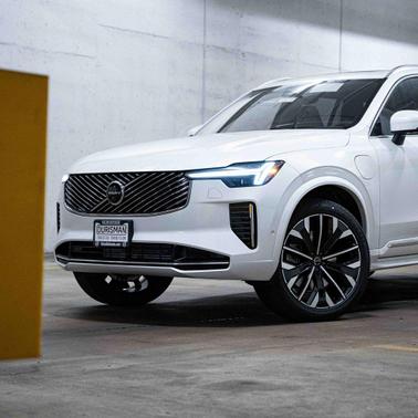 2026 Volvo XC90 Plug-In Hybrid Plus, T8 AWD, Electric/Gasoline, Bright, 7 Seats