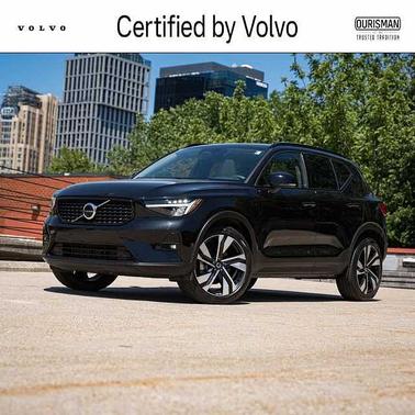 Onyx Black 2023 Volvo XC40 Plus
