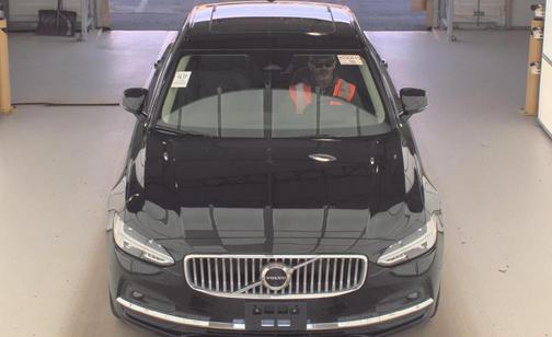 Onyx Black Metallic 2023 Volvo S90 B6 Ultimate