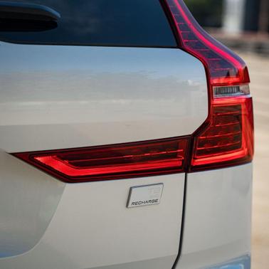 2023 Volvo XC60 Recharge Plug-In Hybrid T8 Ultimate Bright Theme