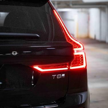 2025 Volvo XC60 Plug-In Hybrid T8 Ultra