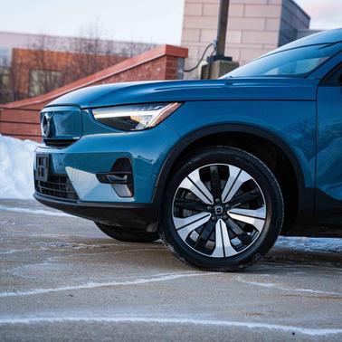 2023 Volvo C40 Recharge Pure Electric Twin Plus