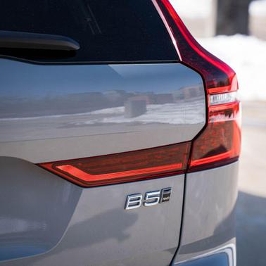 2026 Volvo XC60 B5 Ultra